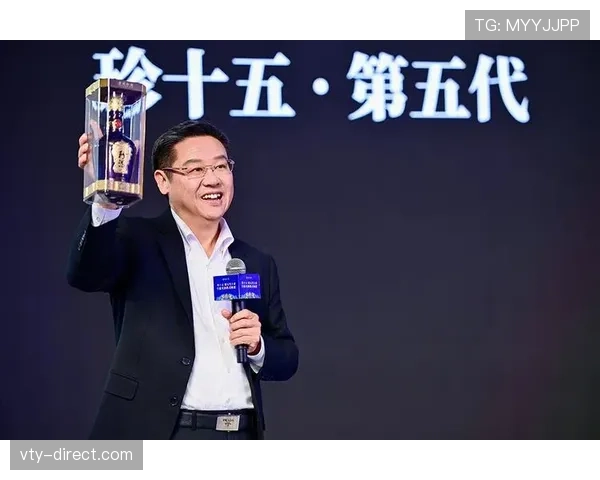 要是把吴向东当明星看,随便晒个衣橱就能把我三年存款打包走 要是把吴向东当明星看,随便晒个衣橱就能把我三年存款打包走